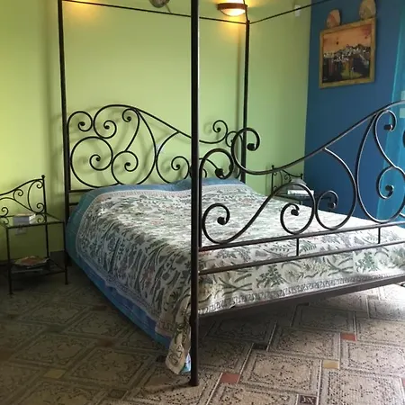 Belle Propriete Entre Terre Et Bed & Breakfast