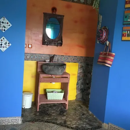 Belle Propriete Entre Terre Et Bed & Breakfast